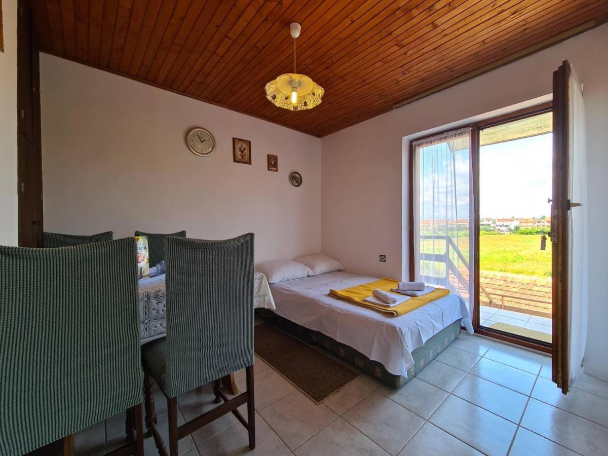 Apartments Zlatko 1397 Stinjan ภายนอก รูปภาพ