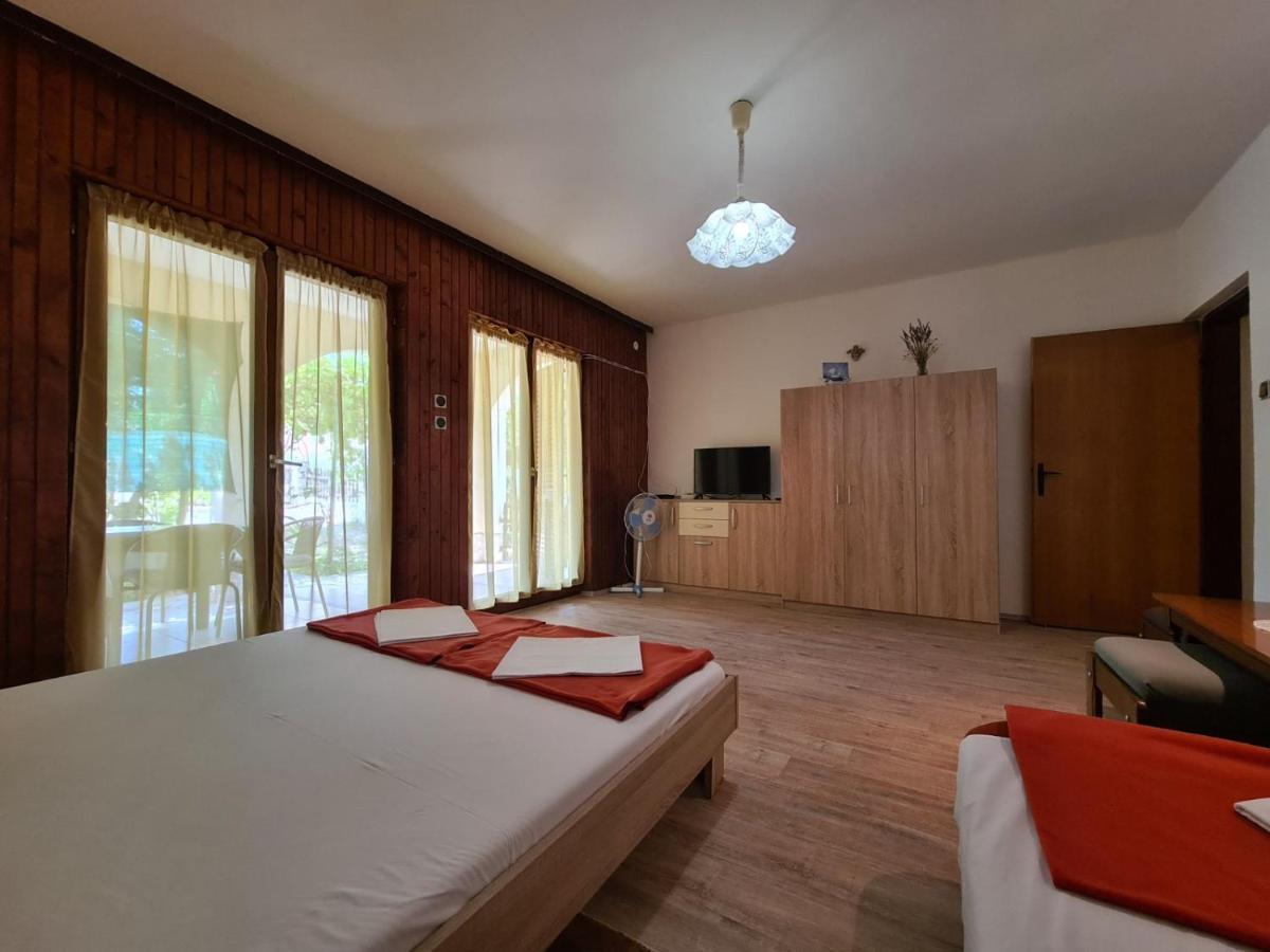 Apartments Zlatko 1397 Stinjan ภายนอก รูปภาพ
