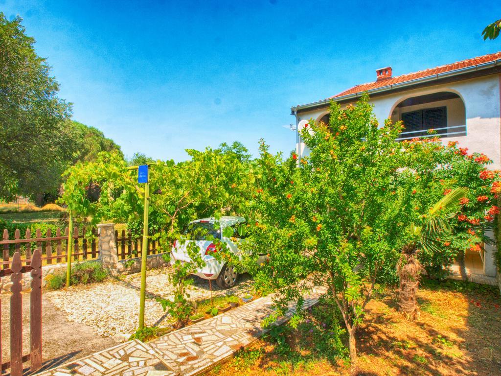 Apartments Zlatko 1397 Stinjan ภายนอก รูปภาพ